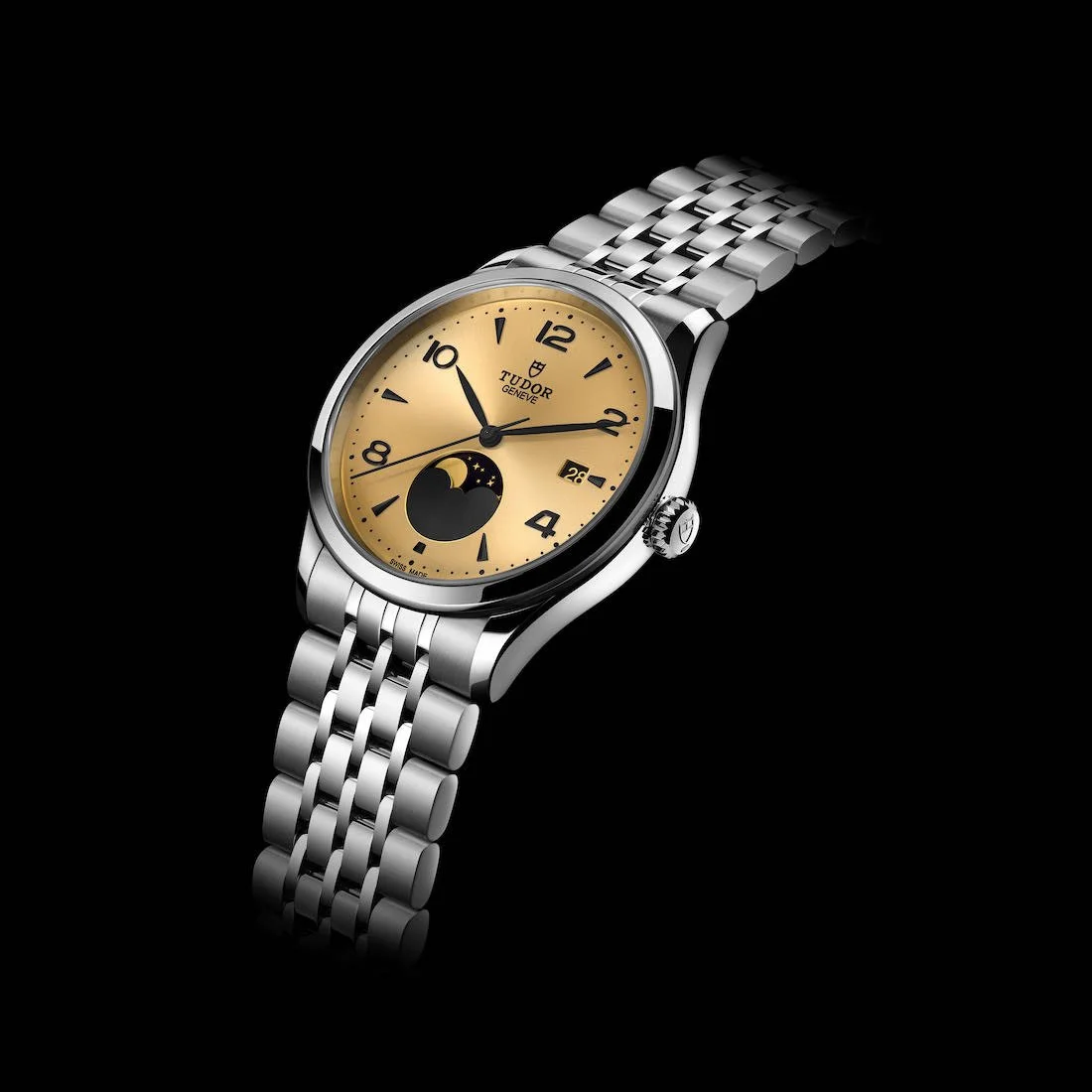 Introducing: Tudor 1926 Luna. A Stellar Debut for Tudor's First